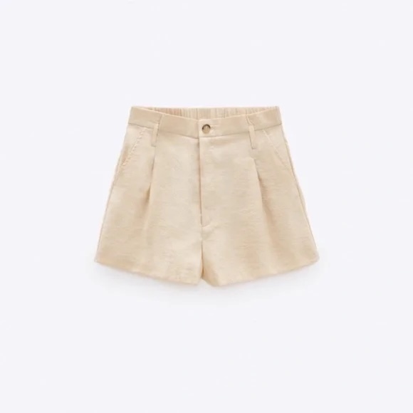 Zara Pants - Zara Cream Pleated High Waist Shorts Size S
